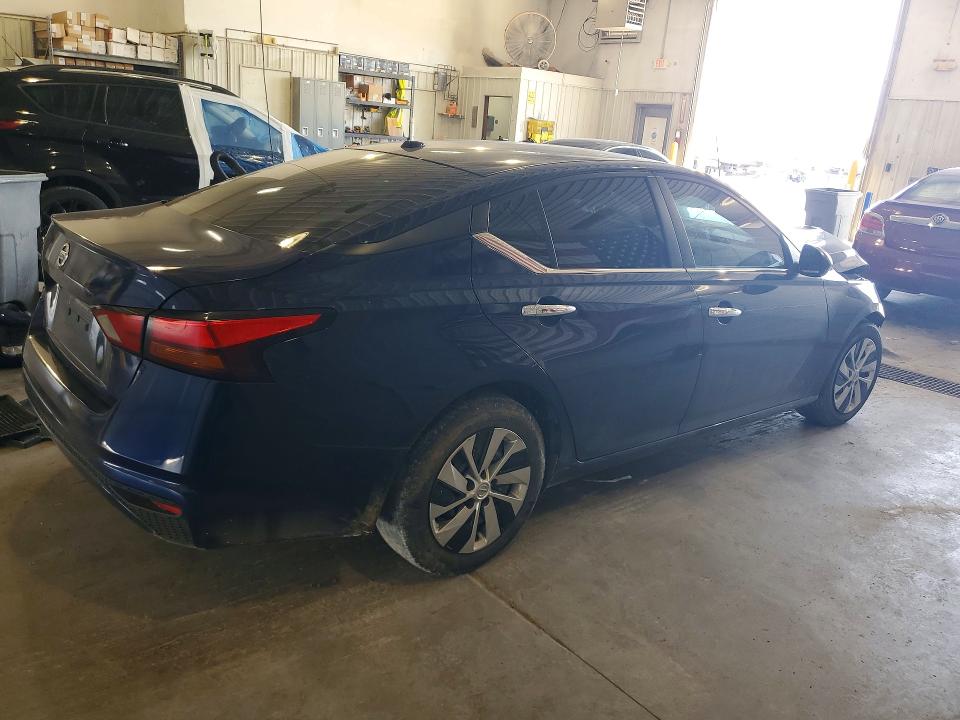 2019 Nissan Altima მანქანა იყიდება აუქციონზე, vin: 1N4BL4BV8KC207033, აუქციონის ნომერი: 58876306