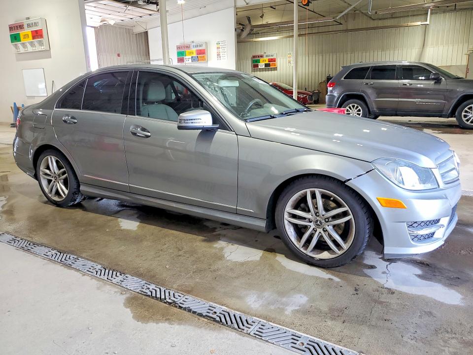 Продаж на аукціоні авто 2012 Mercedes-benz C, vin: WDDGF8BB8CR231793, номер лоту: 58991936