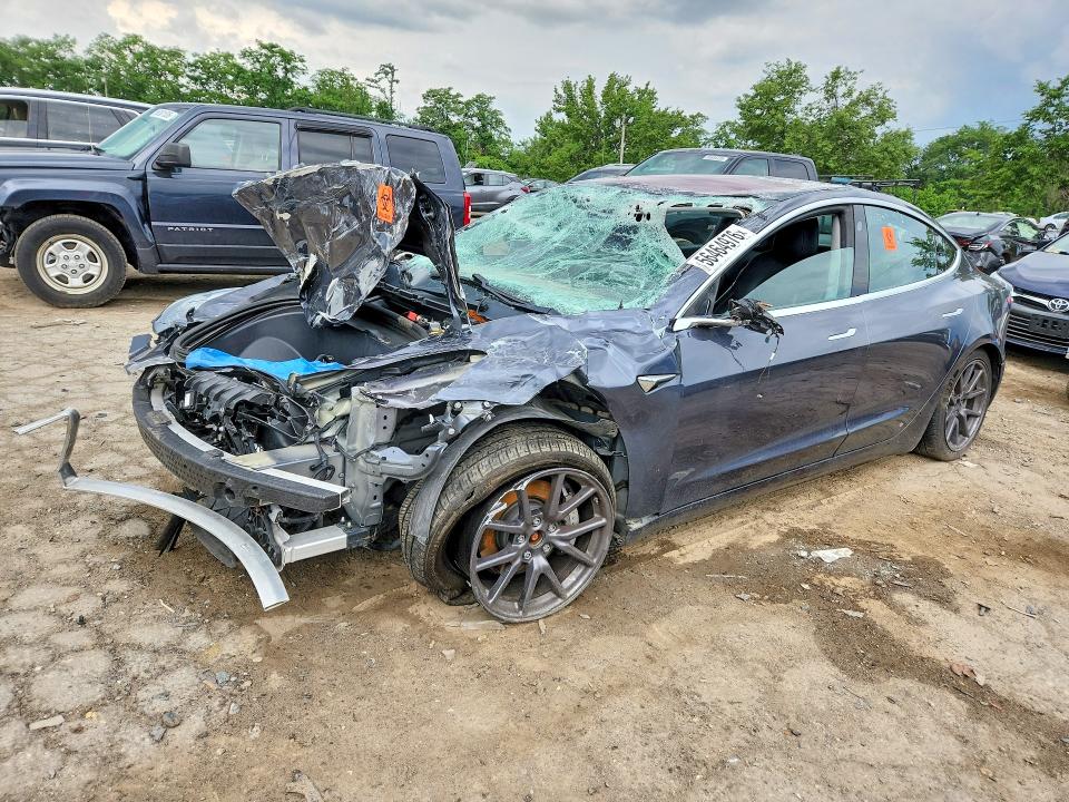 2018 Tesla Model 3 მანქანა იყიდება აუქციონზე, vin: 5YJ3E1EB6JF114103, აუქციონის ნომერი: 56464976