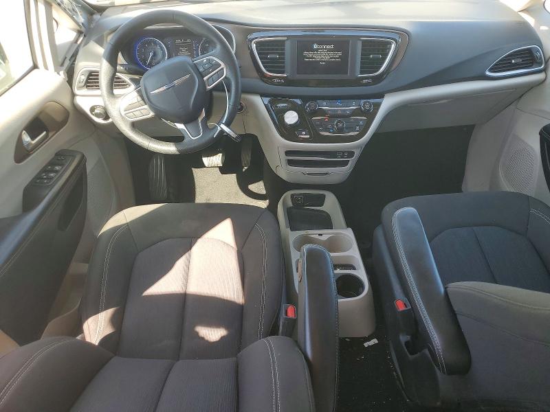 2020 Chrysler Voyager მანქანა იყიდება აუქციონზე, vin: 2C4RC1AG7LR141738, აუქციონის ნომერი: 55613806