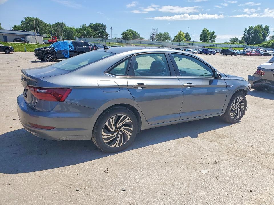 56523906 :رقم المزاد ، 3VWE57BU5MM083571 vin ، 2021 Volkswagen Jetta مزاد بيع
