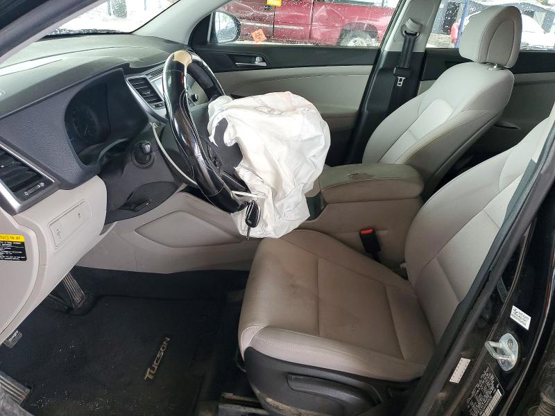 2017 Hyundai Tucson მანქანა იყიდება აუქციონზე, vin: KM8J23A44HU555292, აუქციონის ნომერი: 56237556