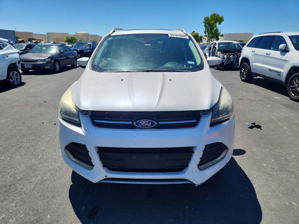 55107606 :رقم المزاد ، 1FMCU0J99EUE38882 vin ، 2014 Ford Escape مزاد بيع