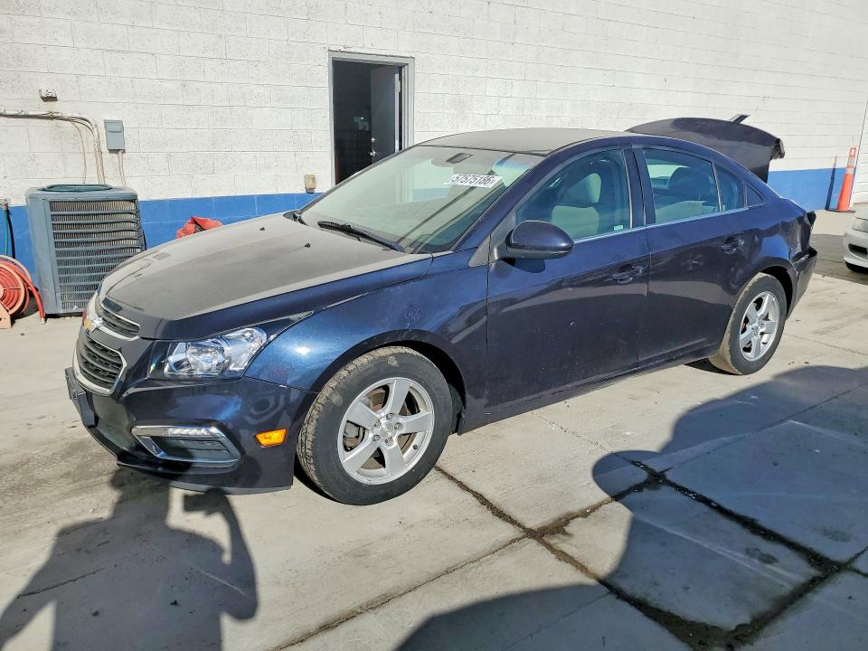 57575186 :رقم المزاد ، 1G1PC5SB7F7232895 vin ، 2015 Chevrolet Cruze مزاد بيع