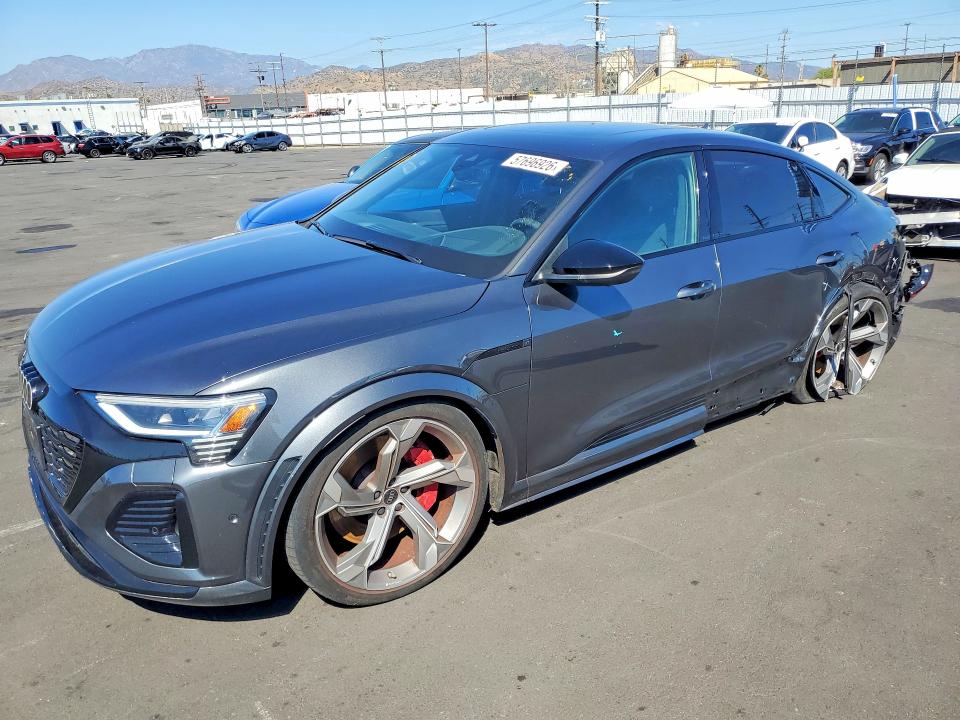 Продаж на аукціоні авто 2024 Audi Sq8 E-tron, vin: WA1DCBGE2RB042199, номер лоту: 57696926