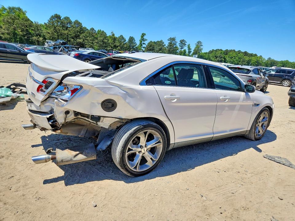 56035296 :رقم المزاد ، 1FAHP2KT7BG188923 vin ، 2011 Ford Taurus مزاد بيع