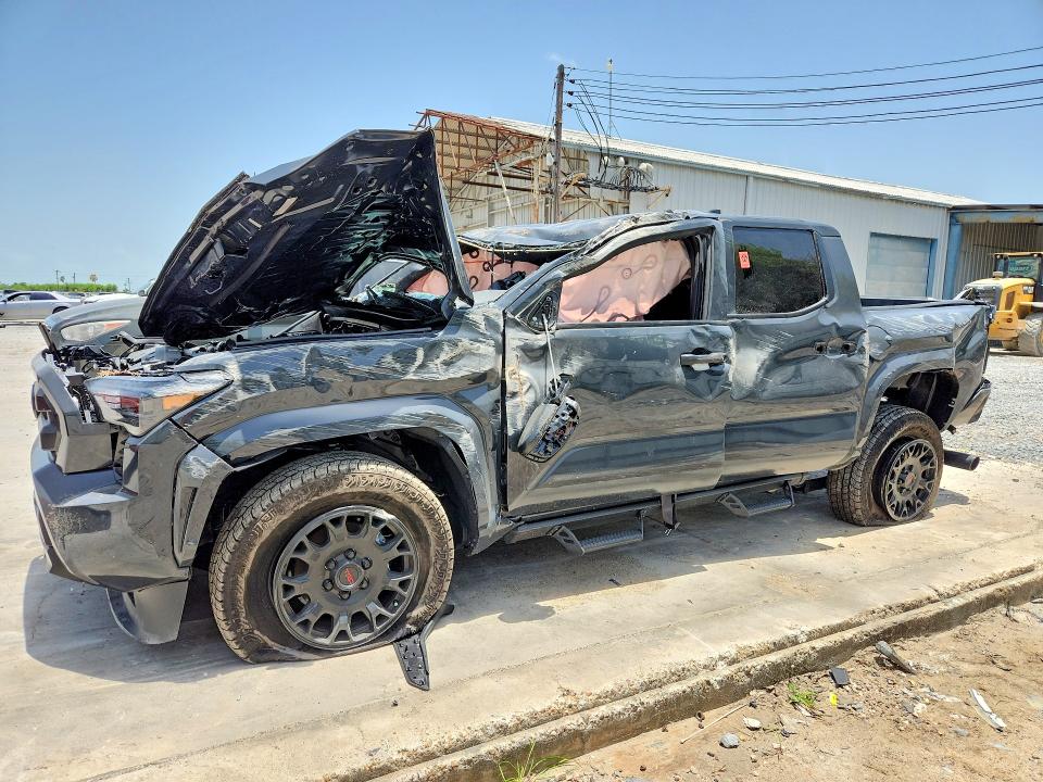 2026 Toyota Tacoma მანქანა იყიდება აუქციონზე, vin: 3TYKD5HN2TT052780, აუქციონის ნომერი: 59174256