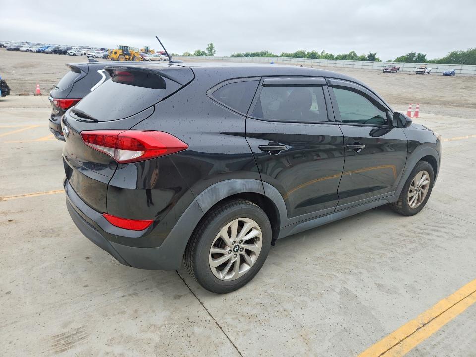 58651326 :رقم المزاد ، KM8J23A41GU043889 vin ، 2016 Hyundai Tucson مزاد بيع