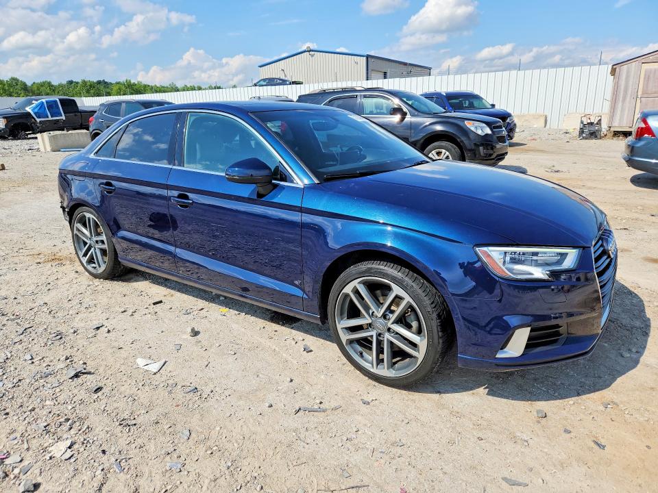 Продаж на аукціоні авто 2019 Audi A3, vin: WAUAUGFF7K1025601, номер лоту: 57208946