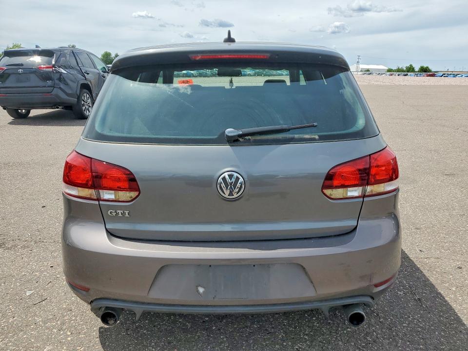 56908656 :رقم المزاد ، WVWEV7AJ8AW231458 vin ، 2010 Volkswagen Gti مزاد بيع