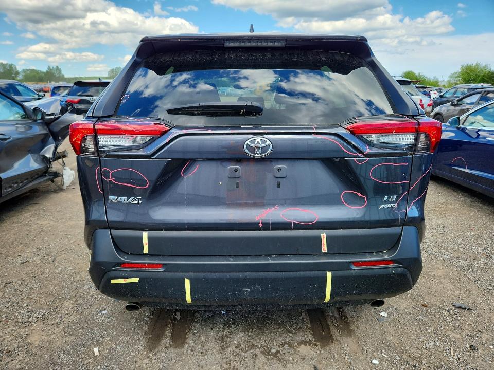 Продаж на аукціоні авто 2021 Toyota Rav4, vin: 2T3B1RFV2MC141846, номер лоту: 55957016
