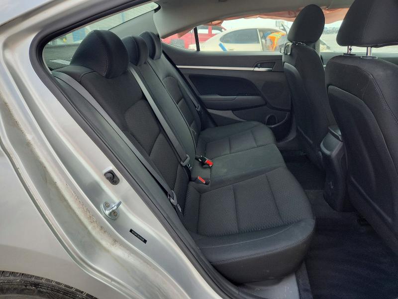 58196996 :رقم المزاد ، 5NPD84LF2KH416185 vin ، 2019 Hyundai Elantra مزاد بيع