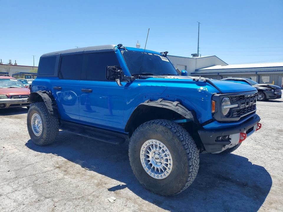 2024 Ford Bronco მანქანა იყიდება აუქციონზე, vin: 1FMEE0RR8RLA62553, აუქციონის ნომერი: 56698046