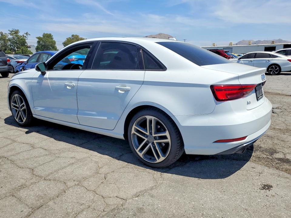 Продаж на аукціоні авто 2018 Audi A3, vin: WAUB8GFF1J1035225, номер лоту: 57009646