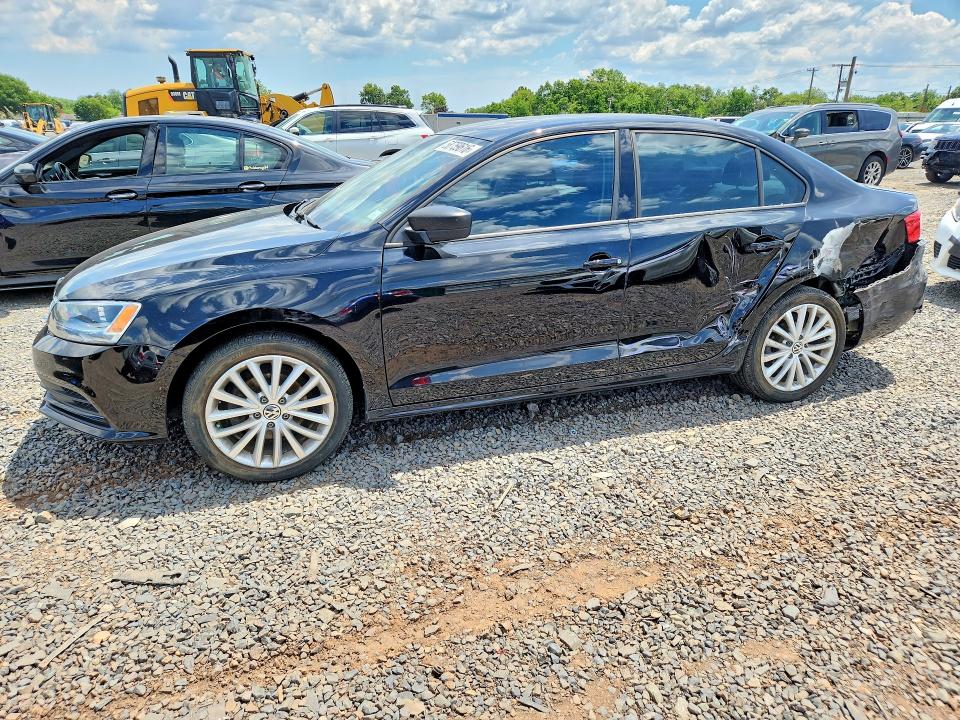58759616 :رقم المزاد ، 3VW1K7AJ1FM280156 vin ، 2015 Volkswagen Jetta مزاد بيع
