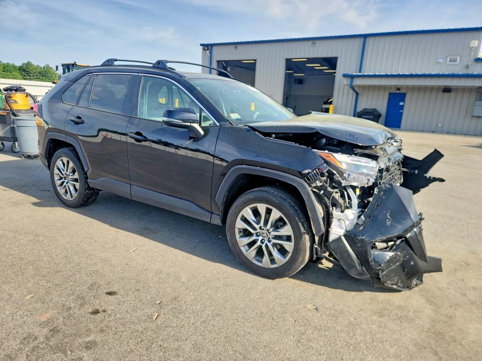 56610596 :رقم المزاد ، 2T3A1RFV1RC402211 vin ، 2024 Toyota Rav4 مزاد بيع