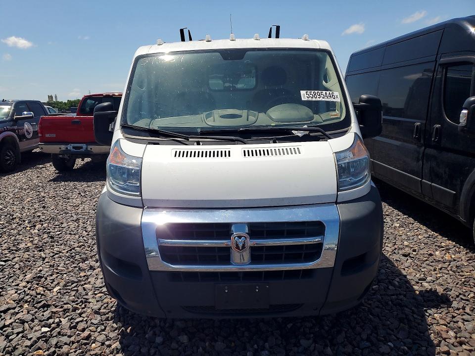 55895446 :رقم المزاد ، 3C6TRVAG7HE549054 vin ، 2017 Ram Promaster 1500 مزاد بيع