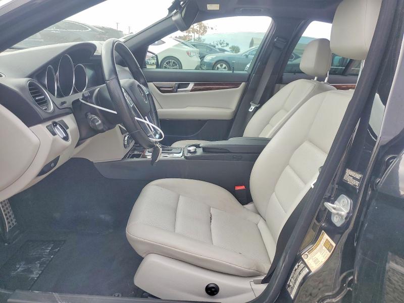 Продаж на аукціоні авто 2012 Mercedes-benz C, vin: WDDGF4HB0CA644287, номер лоту: 57586046