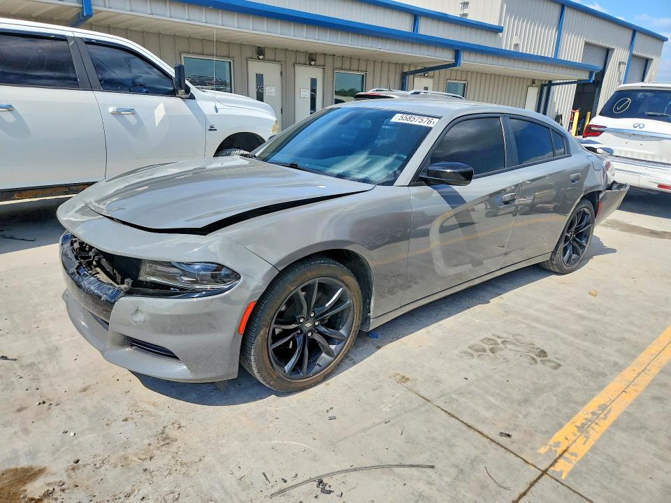 55857576 :رقم المزاد ، 2C3CDXBG3HH525795 vin ، 2017 Dodge Charger مزاد بيع