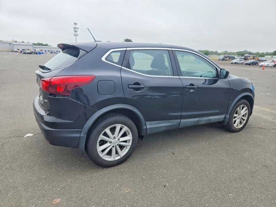 57543716 :رقم المزاد ، JN1BJ1CR1HW126563 vin ، 2017 Nissan Rogue Sport مزاد بيع
