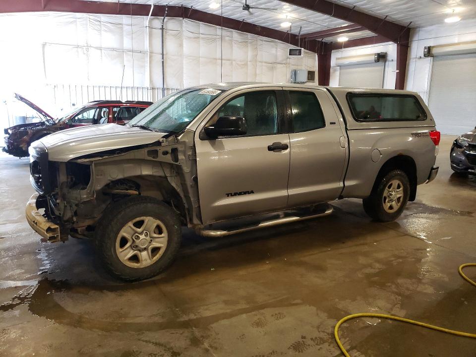 57393596 :رقم المزاد ، 5TFUM5F11BX020979 vin ، 2011 Toyota Tundra مزاد بيع