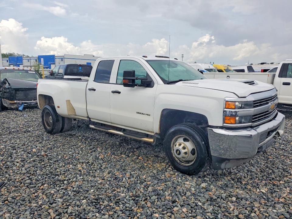 56649826 :رقم المزاد ، 1GC5CYCY0JZ196211 vin ، 2018 Chevrolet Silverado مزاد بيع