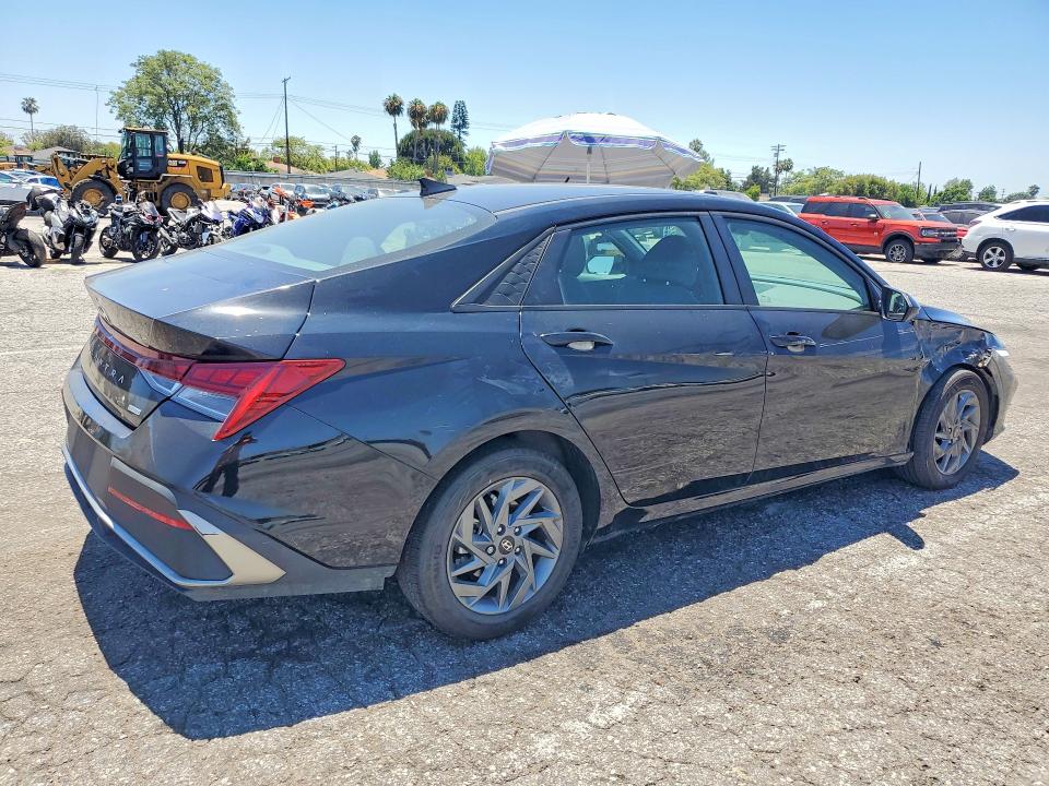 2024 Hyundai Elantra მანქანა იყიდება აუქციონზე, vin: KMHLM4DJ9RU103107, აუქციონის ნომერი: 58924516
