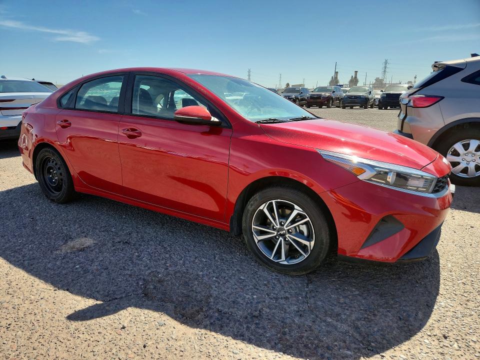 2023 Kia Forte მანქანა იყიდება აუქციონზე, vin: 3KPF24ADXPE598144, აუქციონის ნომერი: 56686796