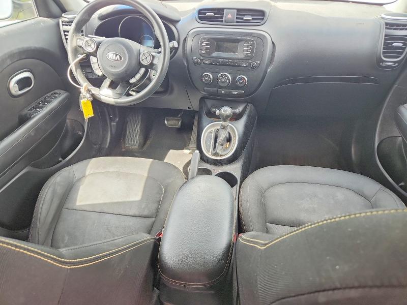 57680146 :رقم المزاد ، KNDJP3A58F7750497 vin ، 2015 Kia Soul مزاد بيع