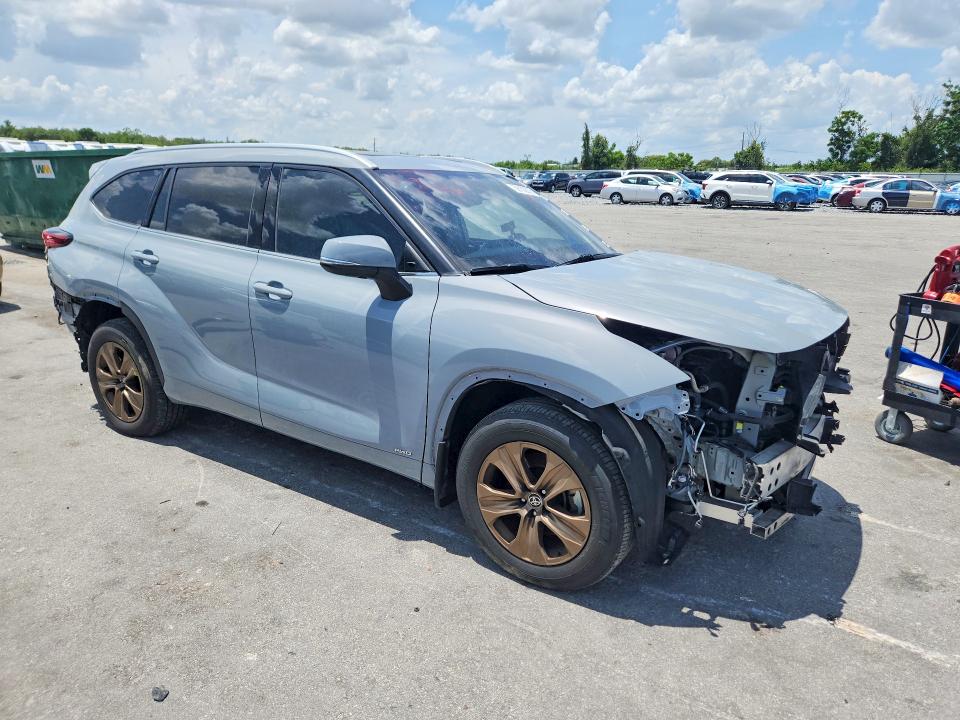 59102076 :رقم المزاد ، 5TDABRCHXNS544725 vin ، 2022 Toyota Highlander Hybrid مزاد بيع
