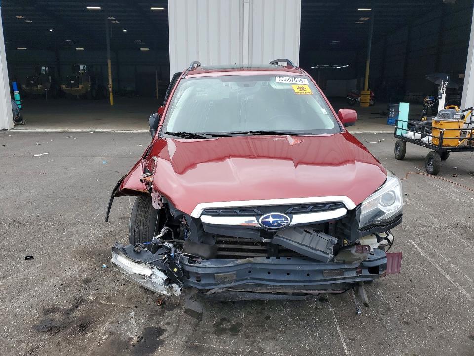 55597036 :رقم المزاد ، JF2SJARC9JH525524 vin ، 2018 Subaru Forester مزاد بيع