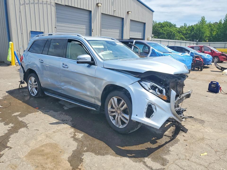 56138916 :رقم المزاد ، 4JGDF6EE7HA896077 vin ، 2017 Mercedes-benz Gls مزاد بيع