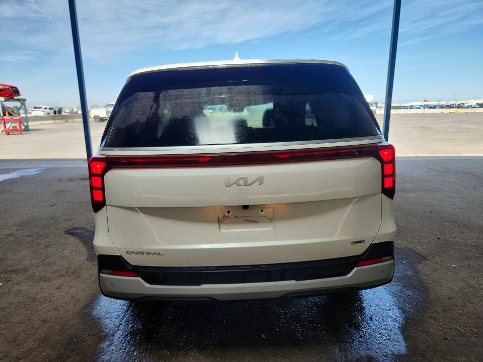 Продажа на аукционе авто 2026 Kia Carnival, vin: KNDNB5KA8T6135439, номер лота: 57868266
