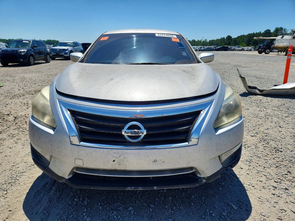 53724656 :رقم المزاد ، 1N4AL3AP5FC206601 vin ، 2015 Nissan Altima مزاد بيع