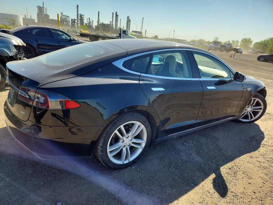 Продажа на аукционе авто 2014 Tesla Model S, vin: 5YJSA1S18EFP65998, номер лота: 54886816