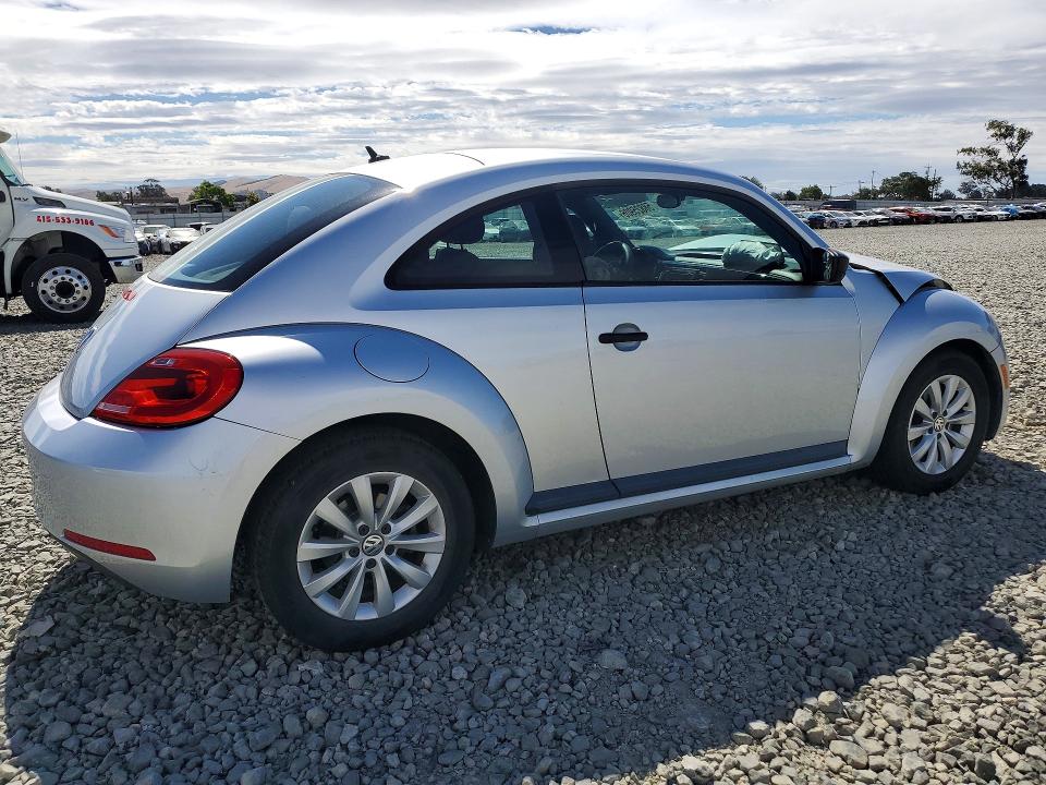 2013 Volkswagen Beetle მანქანა იყიდება აუქციონზე, vin: 3VWFP7AT8DM631876, აუქციონის ნომერი: 58825906