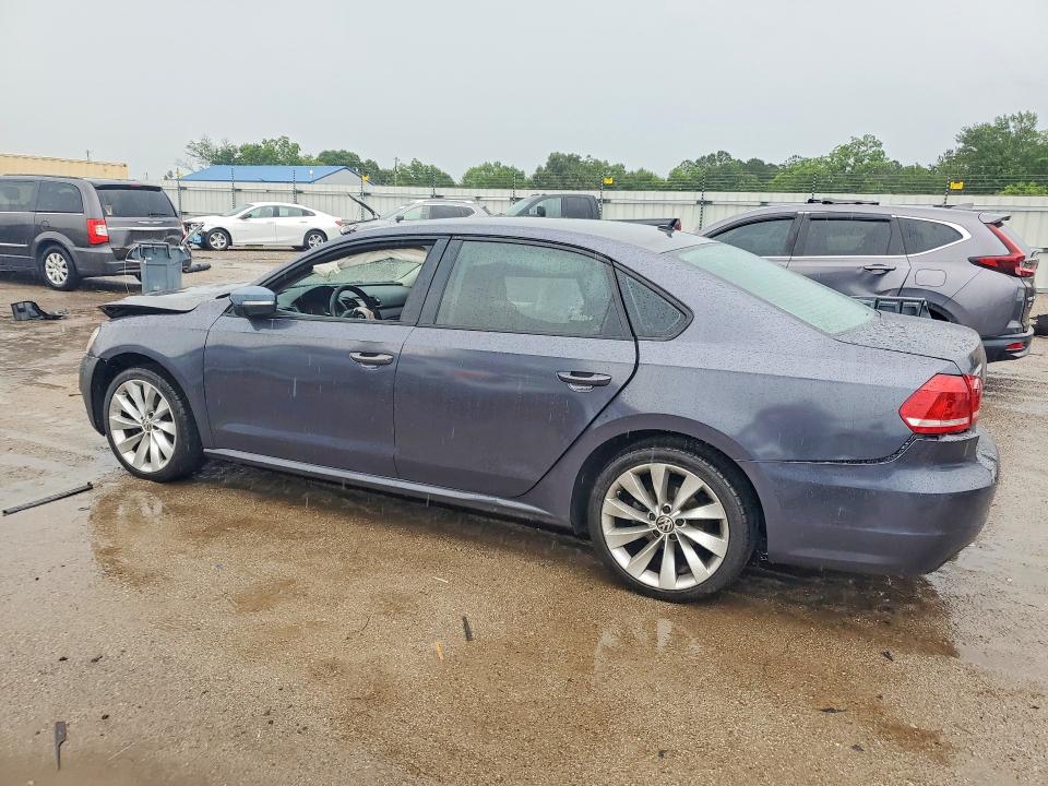57777256 :رقم المزاد ، 1VWAS7A31FC070742 vin ، 2015 Volkswagen Passat مزاد بيع