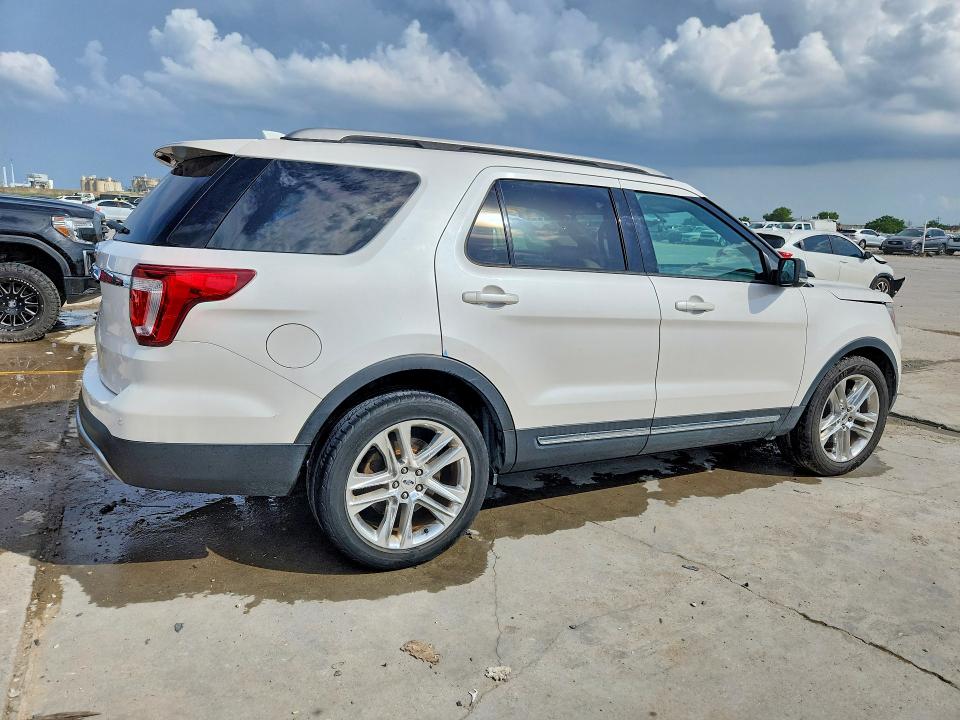 58361136 :رقم المزاد ، 1FM5K7D8XHGD48931 vin ، 2017 Ford Explorer مزاد بيع