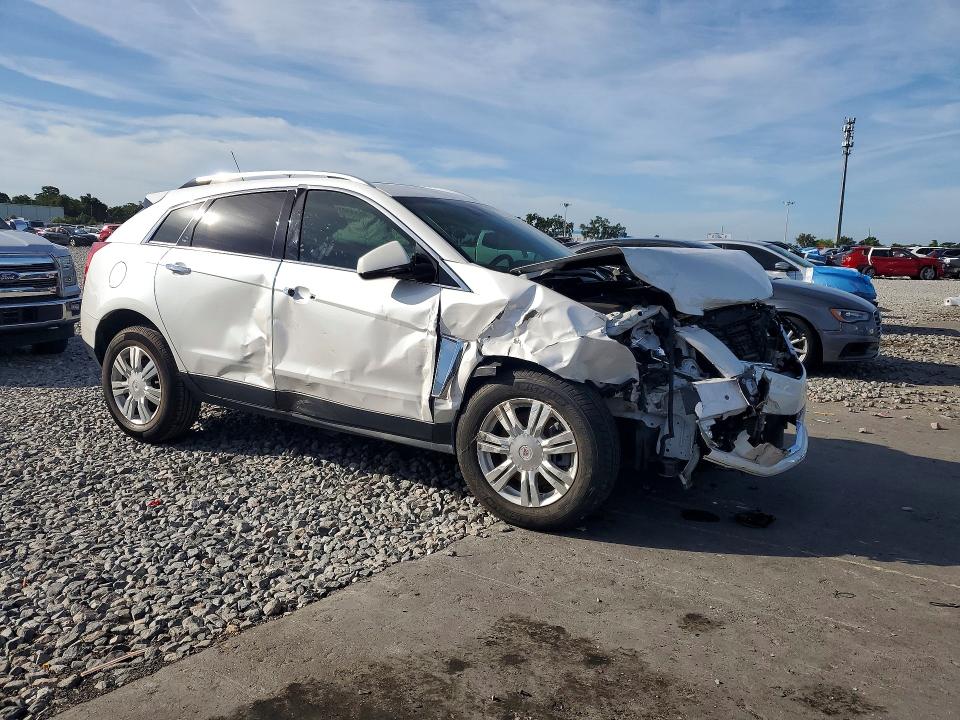 2015 Cadillac Srx მანქანა იყიდება აუქციონზე, vin: 3GYFNBE36FS610619, აუქციონის ნომერი: 57966086