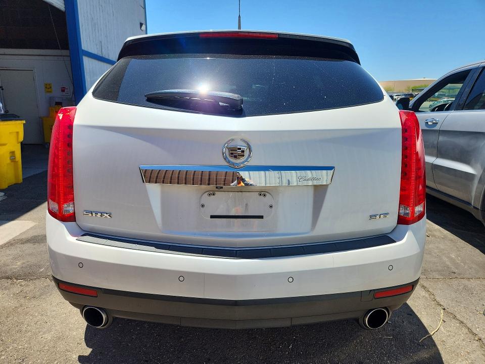 55528526 :رقم المزاد ، 3GYFNCE35DS529128 vin ، 2013 Cadillac Srx مزاد بيع