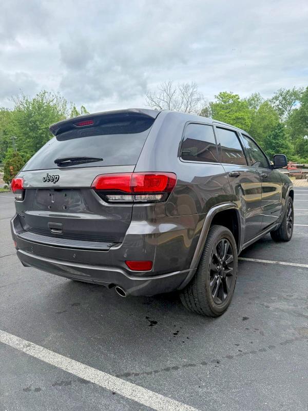Продаж на аукціоні авто 2018 Jeep Grand Cherokee, vin: 1C4RJFAG4JC147876, номер лоту: 55853376
