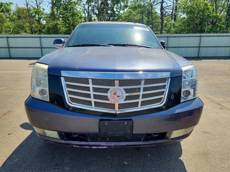 Продаж на аукціоні авто 2007 Cadillac Escalade, vin: 1GYFK63847R118240, номер лоту: 56947206