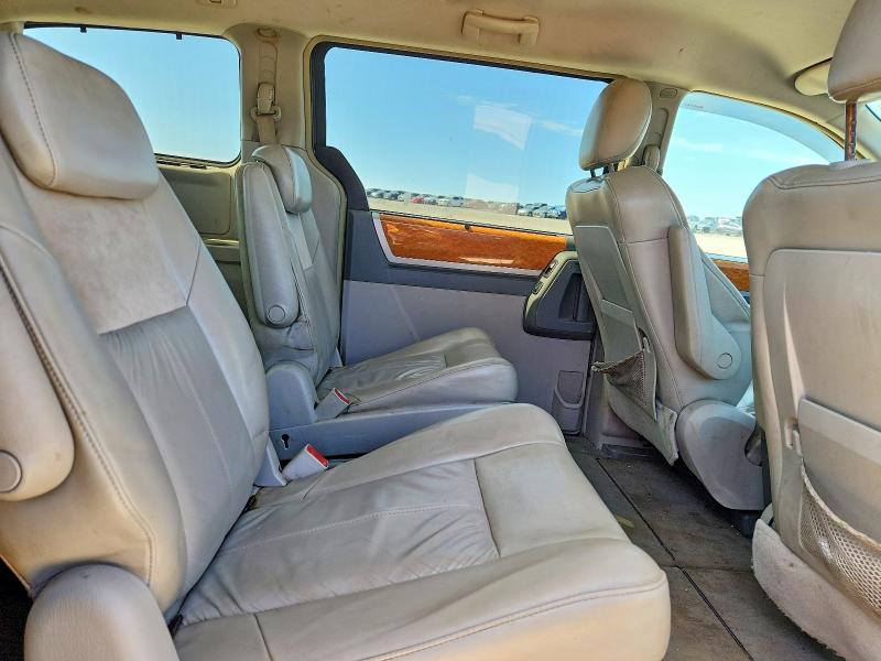 2008 Chrysler Town & Country მანქანა იყიდება აუქციონზე, vin: 2A8HR64X08R765819, აუქციონის ნომერი: 58639916