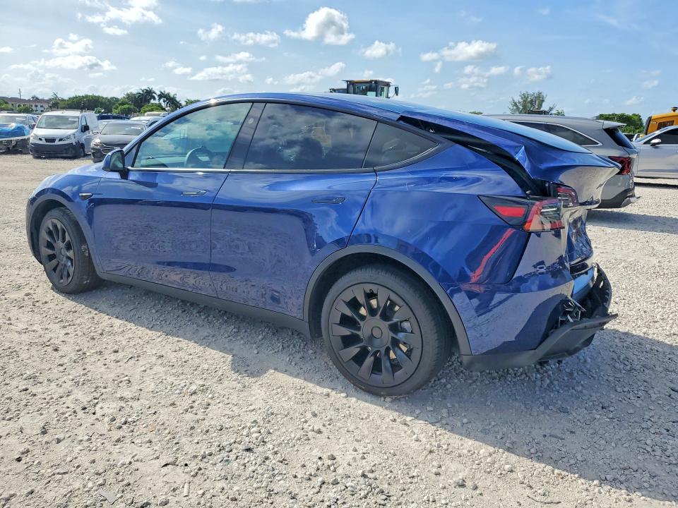 Продажа на аукционе авто 2023 Tesla Model Y, vin: 7SAYGDED2PF963384, номер лота: 56533886