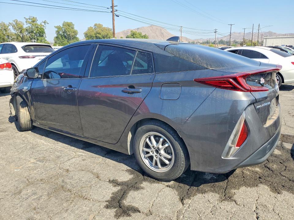 Продажа на аукционе авто 2020 Toyota Prius Prime, vin: JTDKARFP8L3140878, номер лота: 58106006