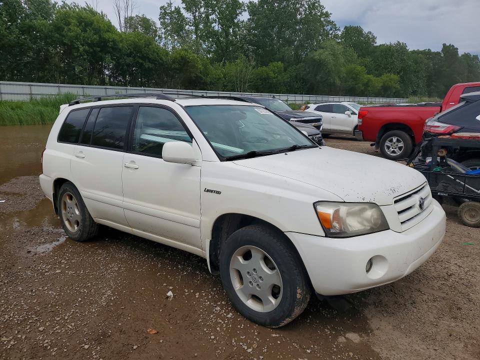 57727246 :رقم المزاد ، JTEEP21A550115569 vin ، 2005 Toyota Highlander مزاد بيع
