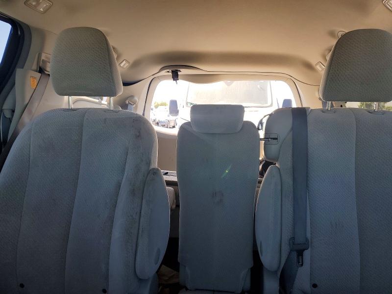 85453505 :رقم المزاد ، 5TDKK3DC2DS355621 vin ، 2013 Toyota Sienna مزاد بيع
