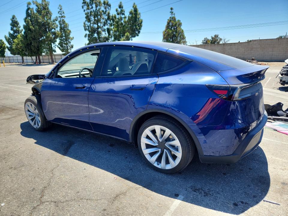 2026 Tesla Model Y მანქანა იყიდება აუქციონზე, vin: 7SAYGDED0TF547182, აუქციონის ნომერი: 57352476