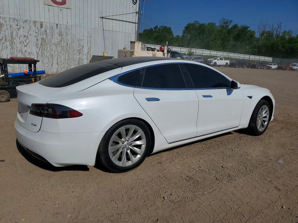 Продаж на аукціоні авто 2018 Tesla Model S, vin: 5YJSA1E20JF289714, номер лоту: 55472156