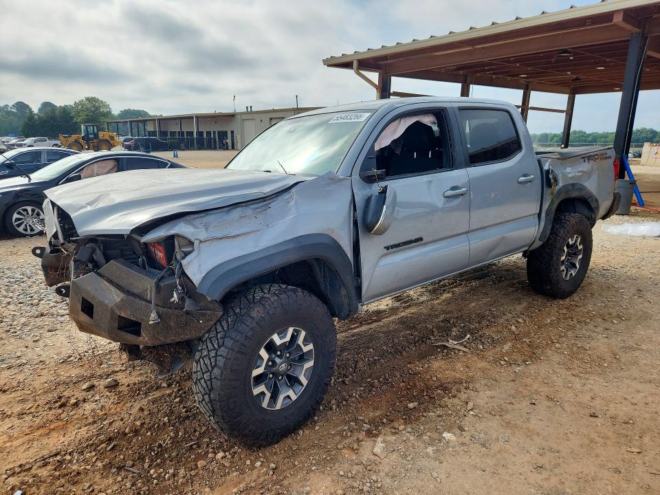 2018 Toyota Tacoma მანქანა იყიდება აუქციონზე, vin: 3TMAZ5CN7JM075789, აუქციონის ნომერი: 55483266